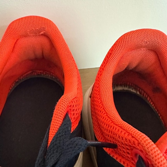 Adidas Men’s Cloudfoam Flow II in Orange and Grey - size 9.5 - Picture 7 of 7